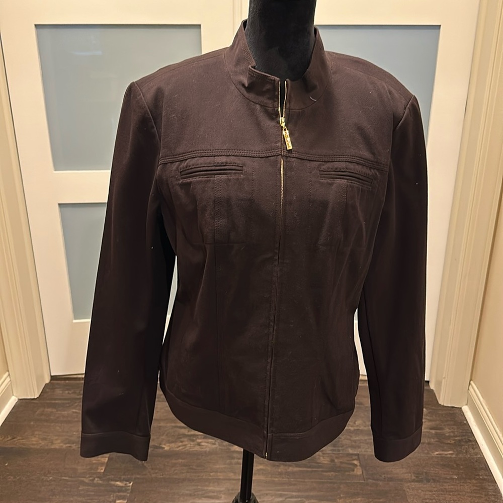 St John Sport Jacket -NWT size XL